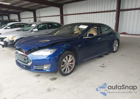 2015 Tesla Model S 85D/P85D z USA, uszkodzony, nr VIN 5YJSA1H48FF088454